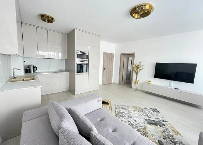 New Luxury Centre With Panoramic View, Free Parking Appartement Bratislava