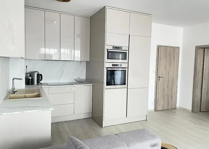 New Luxury Centre With Panoramic View, Free Parking Appartement