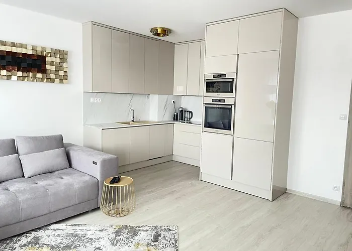 New Luxury Centre With Panoramic View, Free Parking アパート